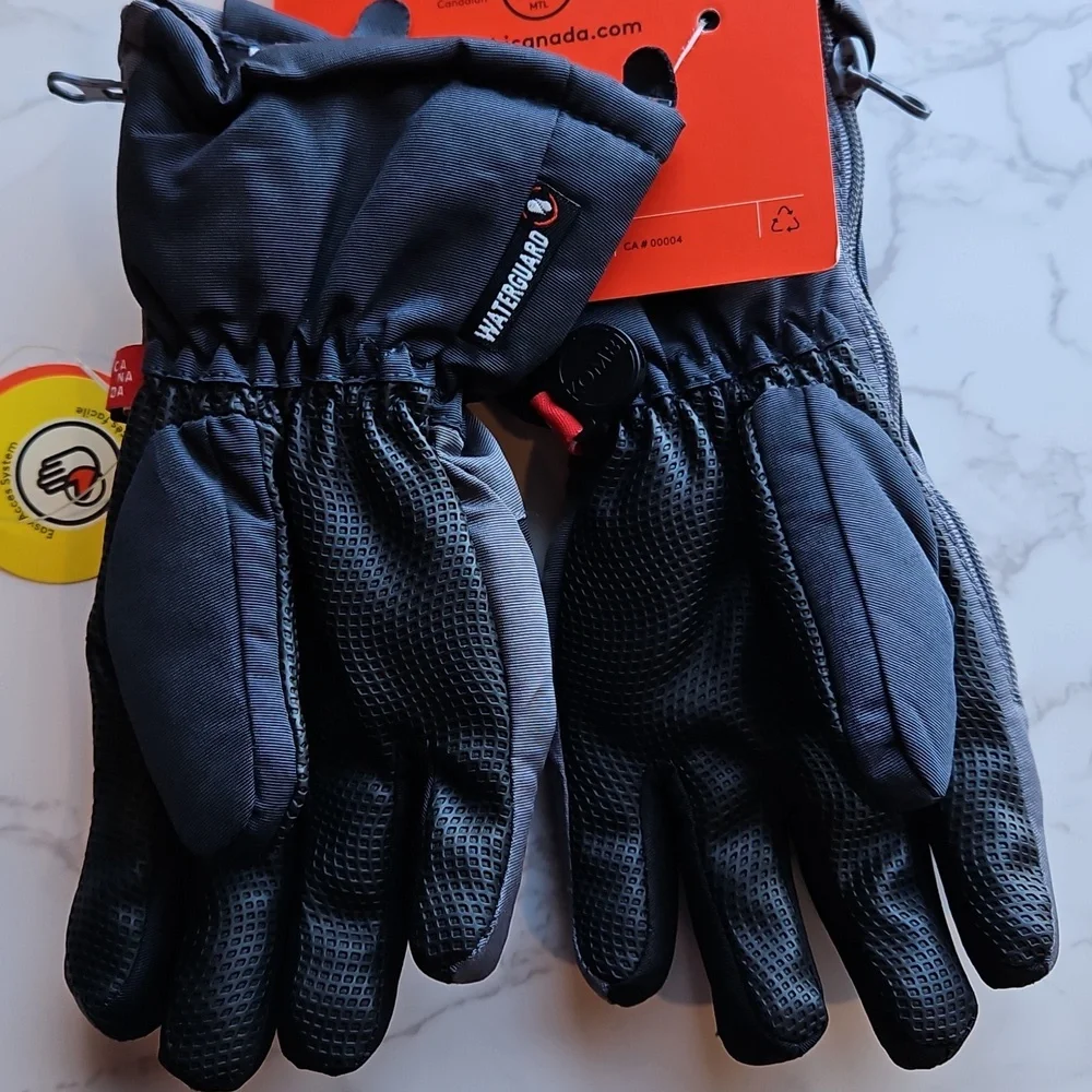 Kombi Kids' Black and Gray Peewww Winter Gloves S/M 3-5x NWT
